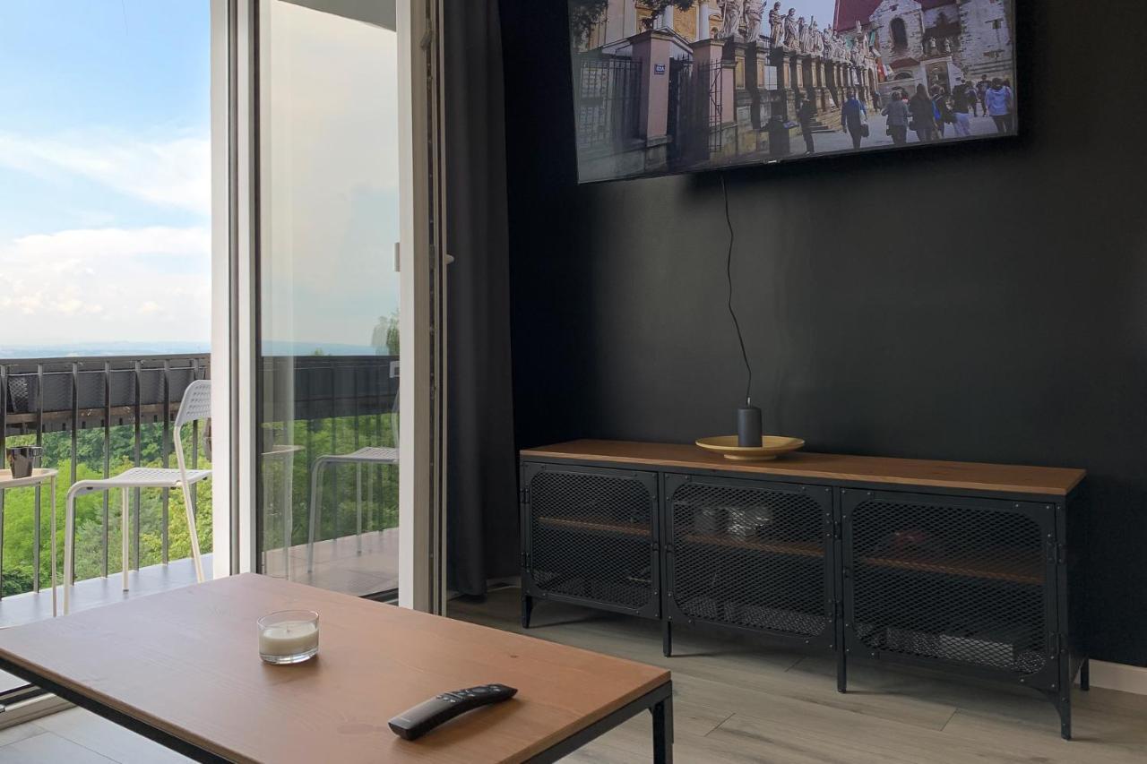 Black Sheep Apartment คราคูฟ ภายนอก รูปภาพ